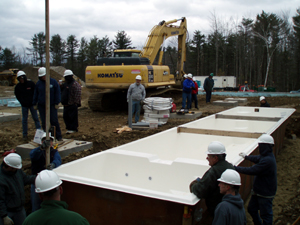 Sanjuan fiberglass pool being leveled: swimming pools, Sanjuan pool dealer Connecticut